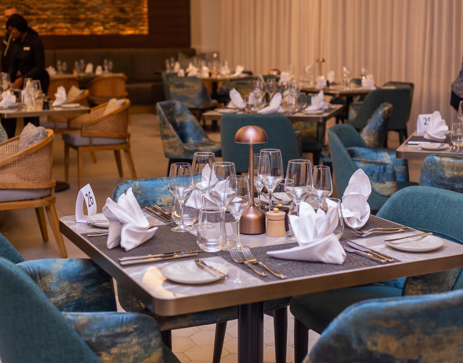 Moevenpick Ambassador Hotel Аккра Екстер'єр фото