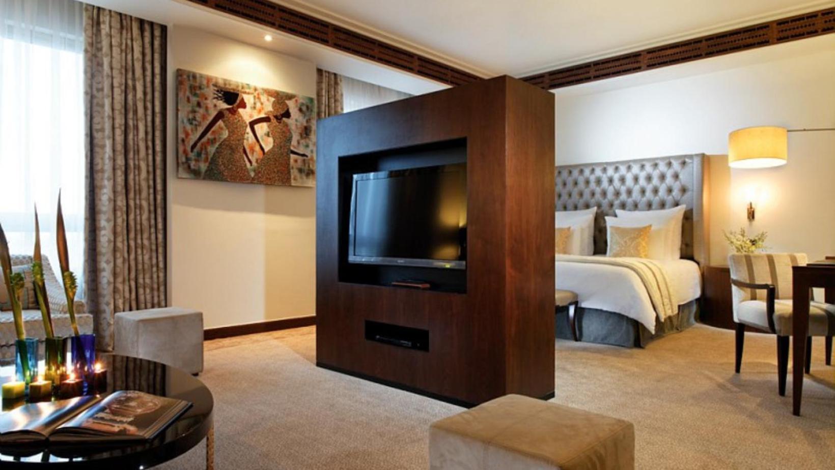 Moevenpick Ambassador Hotel Аккра Екстер'єр фото