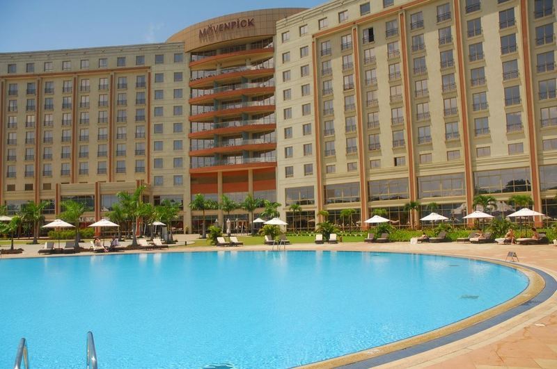 Moevenpick Ambassador Hotel Аккра Екстер'єр фото