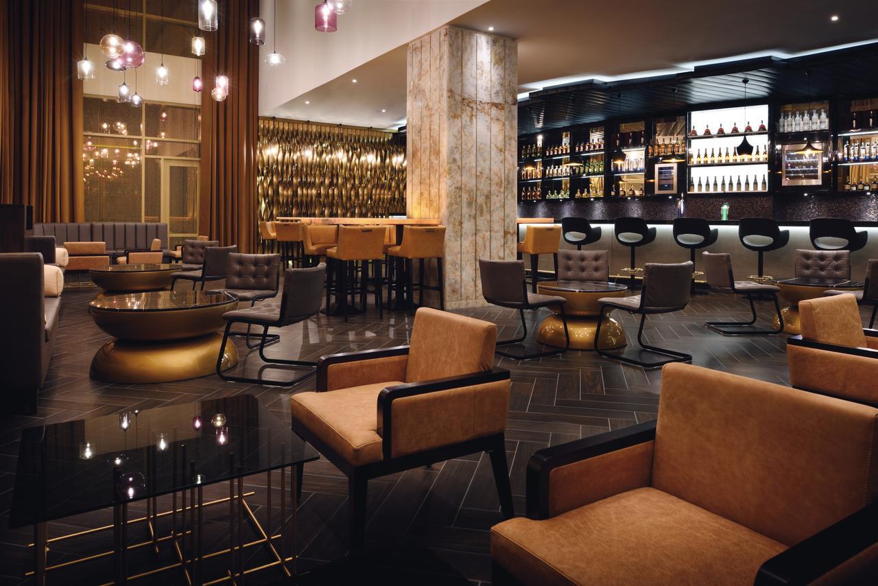 Moevenpick Ambassador Hotel Аккра Екстер'єр фото