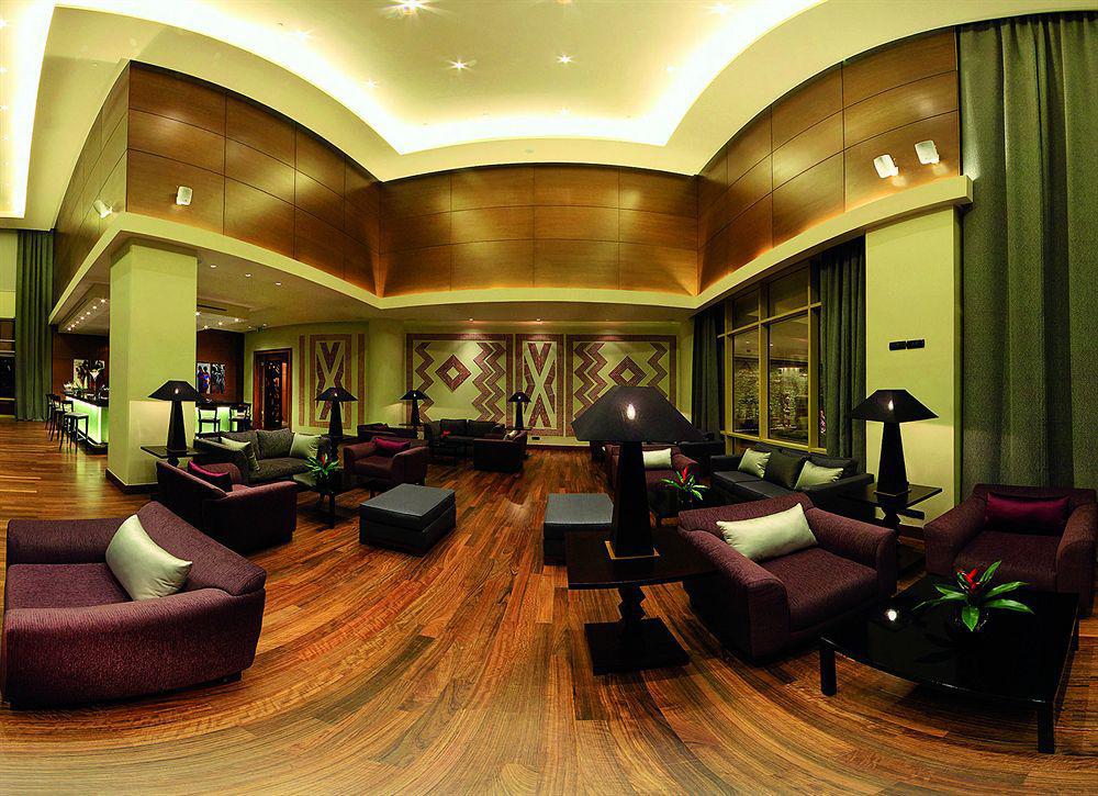 Moevenpick Ambassador Hotel Аккра Екстер'єр фото